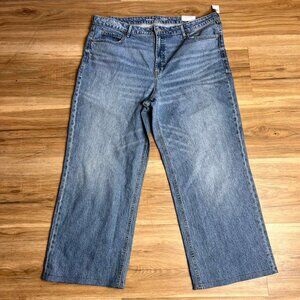 NWT Old Navy Extra High Rise Sky High Wide Leg Smooth Pockets Jeans Womens Sz 18